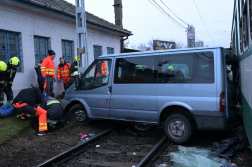 dolgozó tűzoltók