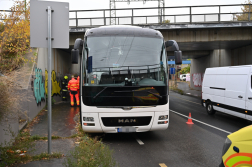 a beszorult busz