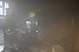 Berendezési tárgyak égtek