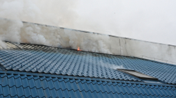 Autószerelő műhely égett a XIV. kerületben