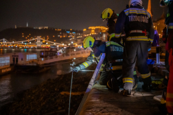 xBudai alsó rakpart köveire zuhant egy nő