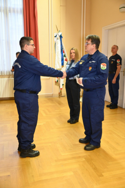 Parancs átadás az újoncnak