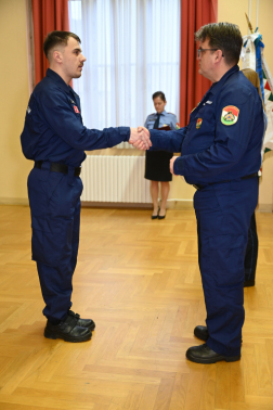 Parancs átadás az újoncnak