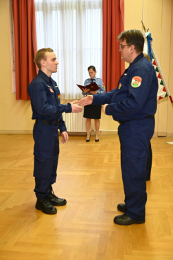 Parancs átadás az újoncnak