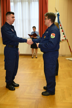 Parancs átadás az újoncnak