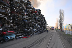 Tűz keletkezett egy hulladékfeldolgozó üzem területén