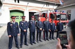 Ünnepség a 135 éves budavári tűzoltó laktanyában