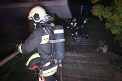Robbanás történt és tűz keletkezett egy II. kerületi társasházban