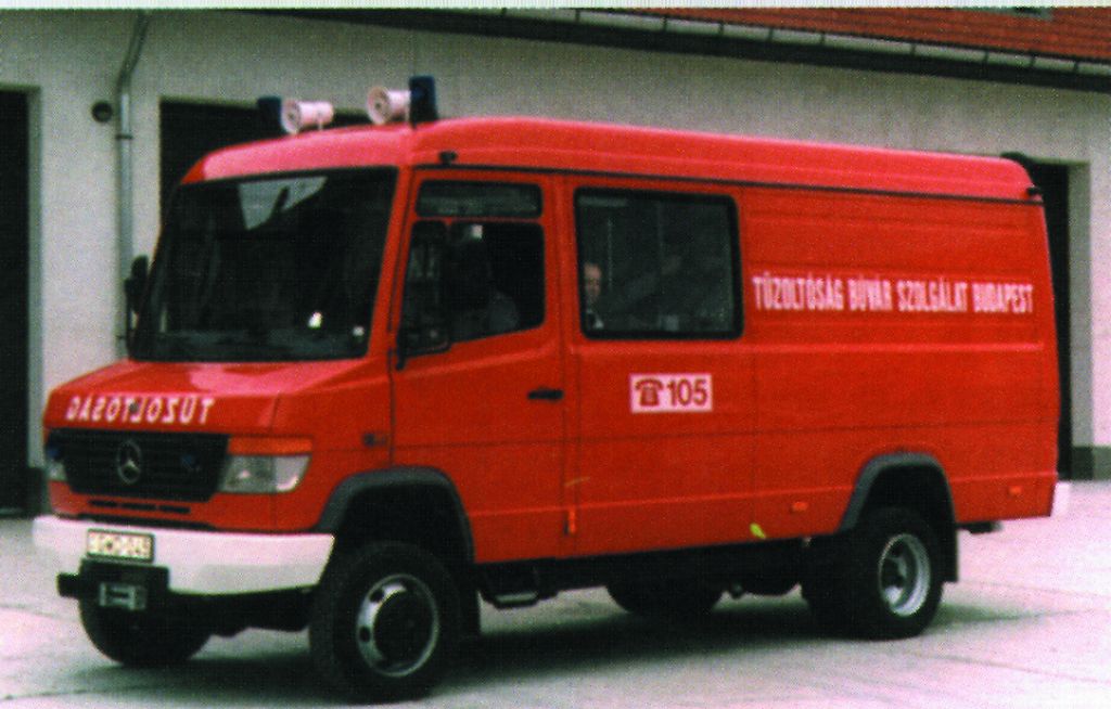 Mercedes Vario búvárszer