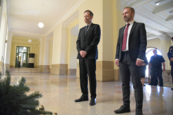 Megemlékezők a Műegyetemen