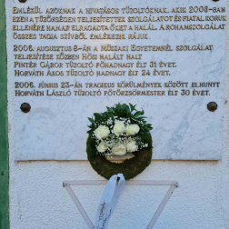 Emléktábla a Közép-budai Tűzőrség Koszciuszkó Tádé utcai laktanyában